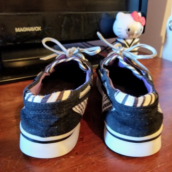 BKe Zebra Striped loafers - Picture 5 of 7